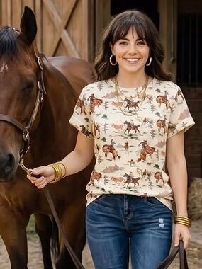 Cream Western Horse Print Short Sleeve Tee